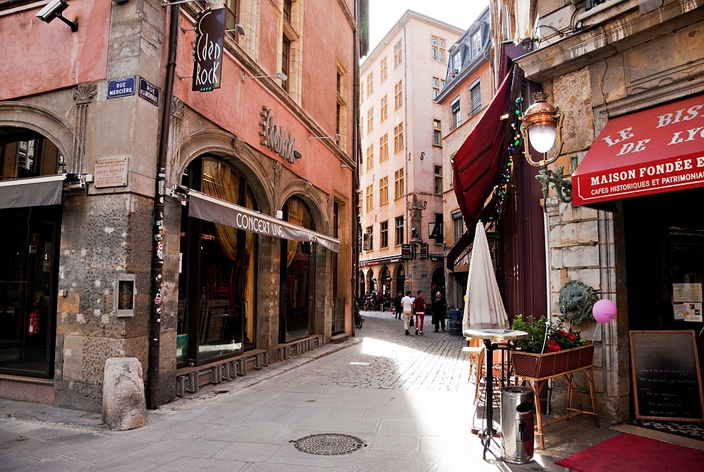 Rue Merrier et Rie de la Monnaire